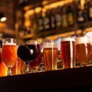 Só em 2025, Ashby conquistou 37 prêmios com suas cervejas Foto: Canva